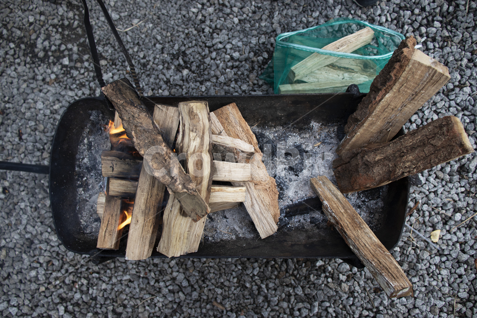 wood,axe,tool,수단,바베큐,그릴,장작,나무,장작나무,불,캠프파이어
