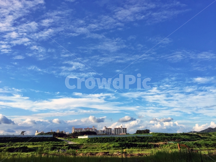 sky,city,cloud,green,park,landscape,nature,spring,sunshine,horizon,seoul,도시,풍경,city,landscape,한국도시풍경,한국도시경관,korea cityscape,자연,outdoors,옥외
