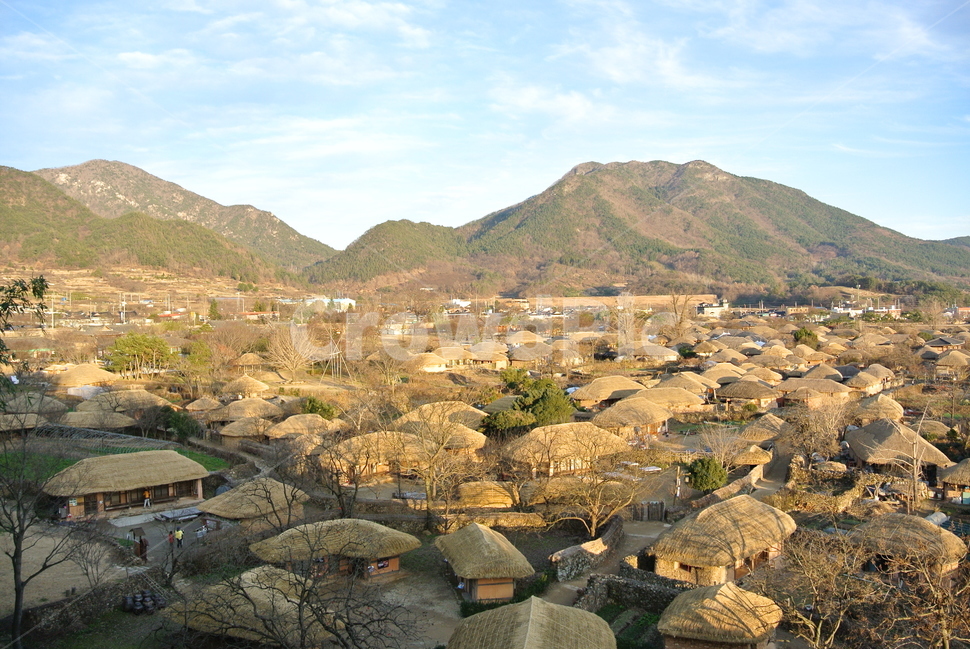 nature,자연,outdoors,countryside,마을,초가집,시골,마을,풍경,landscape,country,rural,town