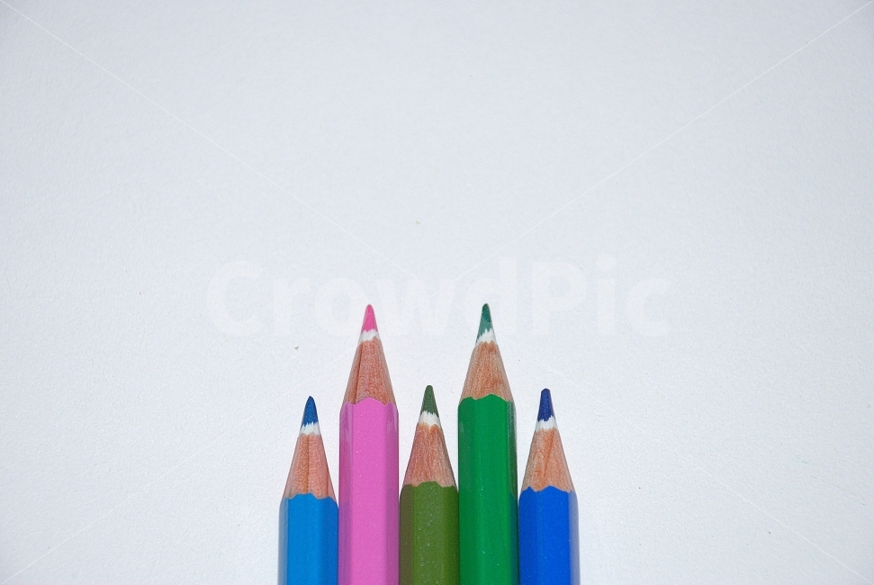 미술,색연필,배경,누끼,교육,학원,콘셉트,색,오브젝트,소품,목탄연필,컬러테라피,책상,데스크,사물,물건,연필,미술교육,컬러풀,컬러,종이,종이배경,그림,칼라,한국,색칠하다,학용품,동양,동그라미,다양,색깔,색채,공예,크래용,크래파스,크레용,그림그리기,드로잉,녹색,초록,그룹,단체,떼,무리,집단,영상,이미지,멀티,주황색,빠레트,팔레트,무늬,문양,볼펜,펜슬,핑크빛,핑크색,레드,붉은,붉은색,빨간,빨간색,빨강,빨강색,사물,물건,오브젝트,thing,object,matter,연출,컨셉,콘셉,direction,concept,학용품,문구류,사무용품,school supplies,stationery,office supplies,누끼,remove background