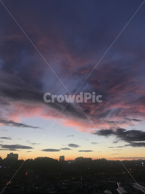 해질녁,해질녘,노을,석양,일몰,도시,풍경,city,landscape,nature,자연,outdoors,옥외,sky,하늘,red sky,붉은 하늘,dusk,황혼,dawn,새벽,sunset