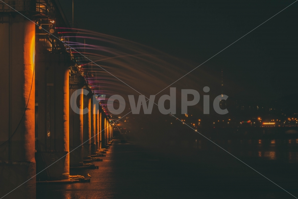 밤,night,야경,한강,HanRiver,서울,Seoul,반포대교,분수,음악분수,풍경,landscape,야경,밤,풍경,nightscape,night,landscape,도시,city,한국도시풍경,한국도시경관,korea cityscape,감성,sensible,feeling,architecture,건축물,building,건물