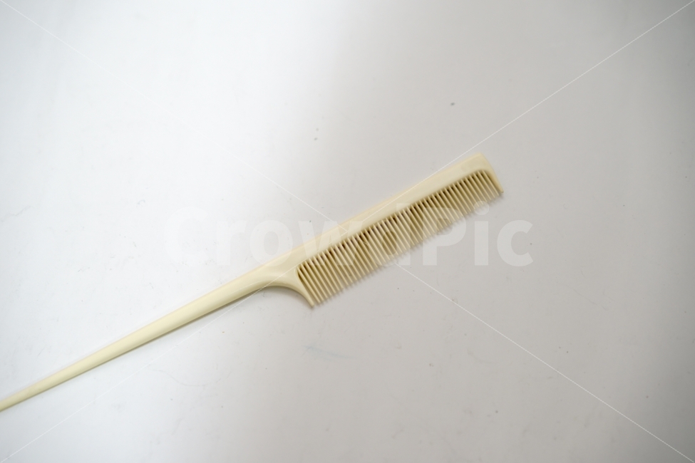 	꼬리빗,누끼,누끼사진,빗,미용도구,헤어도구,헤어,콤,플라스틱,꾸미기,손질,사물,물건,오브젝트,thing,object,matter,누끼,remove background