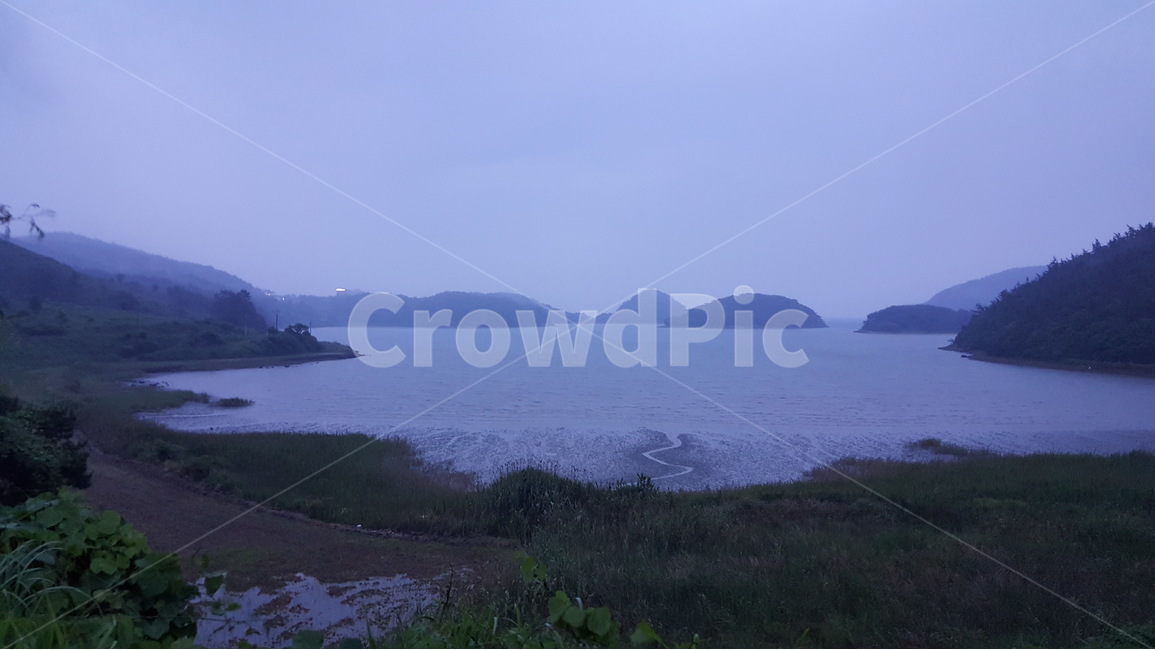 비오는저녁바다,경치,자연,섬,보라,저녁,자연,풍경,nature,landscape,land,땅,outdoors,옥외,shoreline,해안선,water,물,sea,바다,ocean,대양,coast,연안,promontory,곶