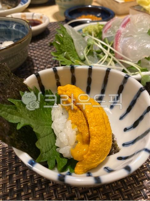 우니,스시,성게알,성게알스시,일식,일식집,suishi