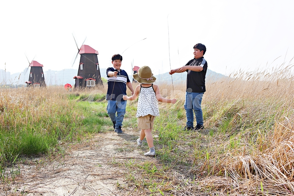 어린이,아이,여자아이,사람,자연,배경,사람,인물,인간,human,person,어린이,어린아이,child,children,kid