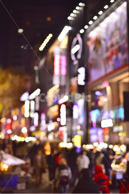 야경,밤거리,밤풍경,도시야경,한국도시경관,nightlife,나이트라이프,보행자,인간,person,사람,human,쇼핑가,중심가,화려한,칼라풀,씨티,city,nightview,background,배경,바탕,백그라운드,명동거리,myeongdong,서울,seoul,인파,쇼핑객,조명,불빛,네온사인,neonsign,light,flare,bokeh,보케,빛망울,플레어,중심지,urban,어반,빌딩,건물,building,town,도시,야경,밤,풍경,nightscape,night,landscape,도시,city
