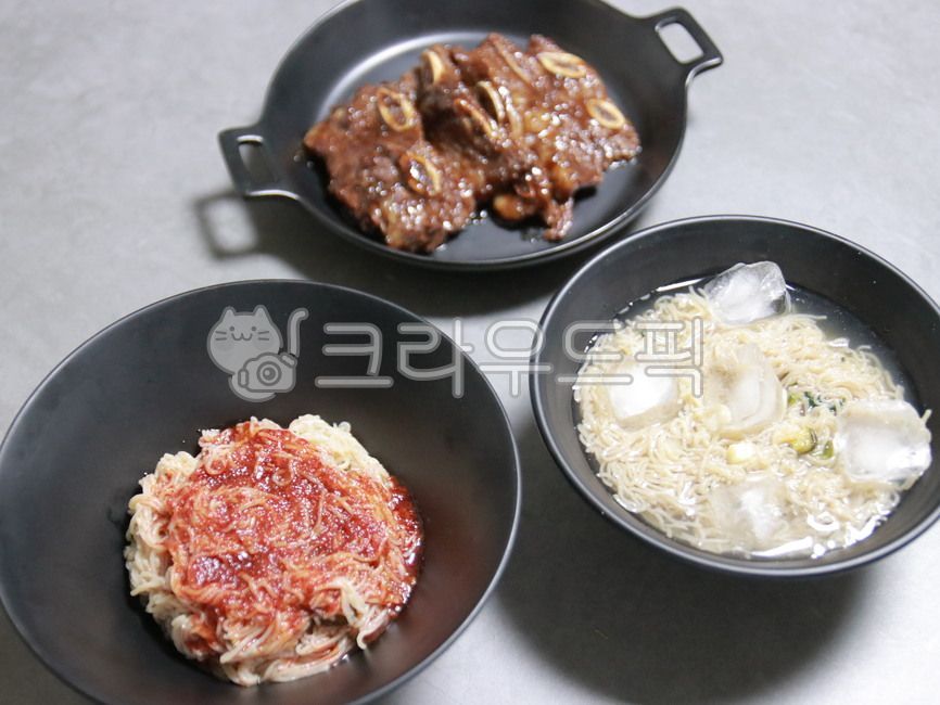 한식,요리,비빔냉면,물냉면,냉면,갈비,소갈비,양념갈비,세트메뉴,레스토랑