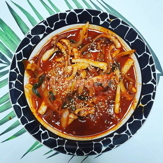 요리,쿠킹,빨간요리,빨간국물,빨간색
