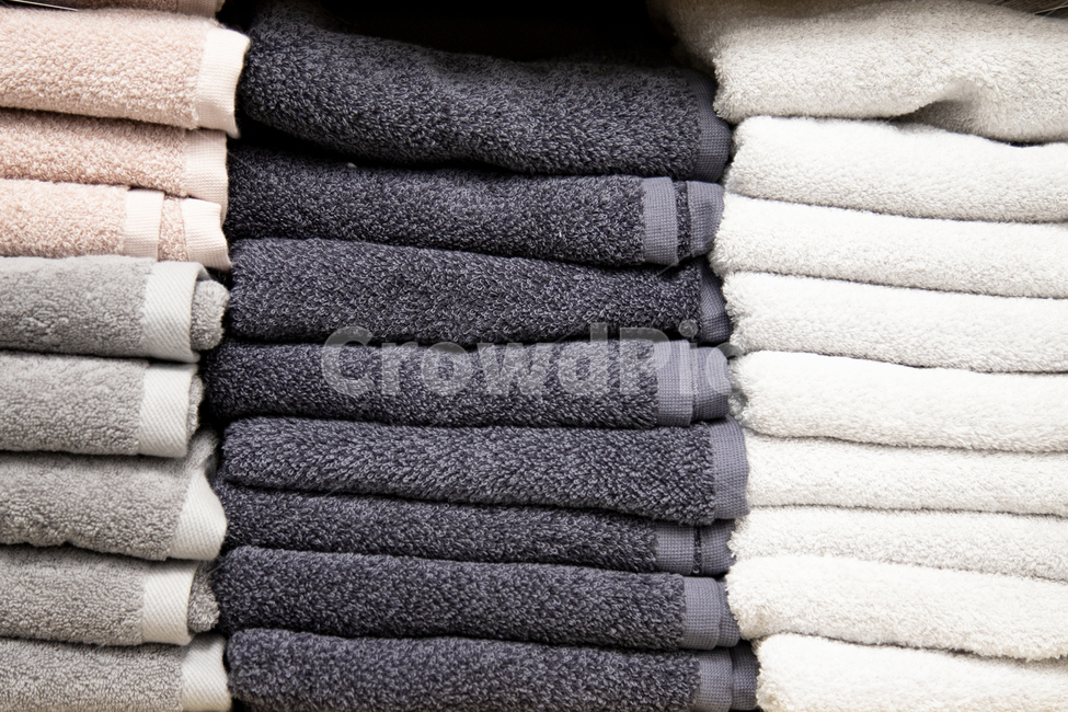 수건,흰색,건강,배경,스파,케어,신체,휴식,면,타월,세면,부드러운,쌓여있는,보송한,깨끗한,깔끔한,물건,물품,욕실,목욕,생필품,타올,생활,오브젝트,검은색,칼라,컬러,판매,전시,분홍색,회색,산업