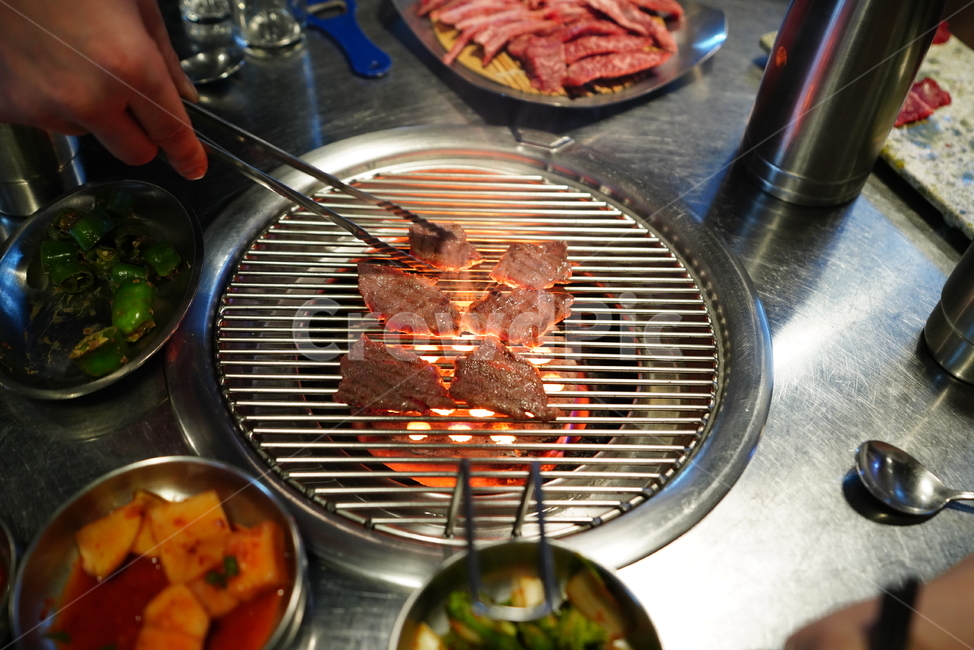 고기,화로,연탄,음식,육류,육식,구이,안주,먹거리,먹방,food,연탄구이,불판,식사,한식,소고기,한우,술자리,술안주,음식,식재료,요리,food,cook,meal,dishes,food reserves,육류,고기,meat