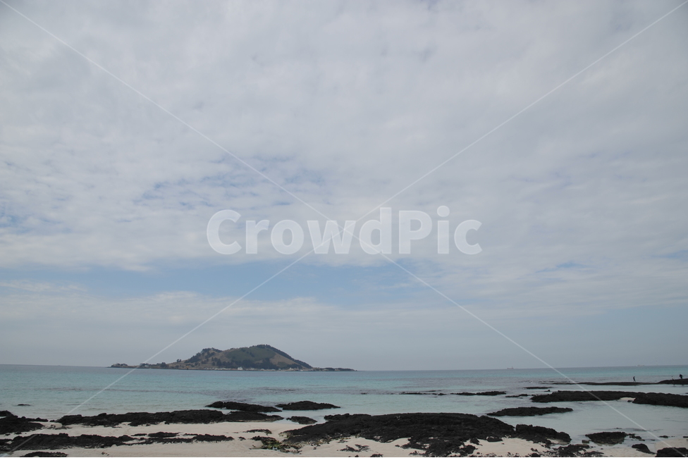 바다,산,구름,제주도,비양도,자연,풍경,nature,landscape,한국자연풍경,한국자연경관,korea nature landscape,제주도,jeju,jeju island,outdoors,옥외,land,땅,shoreline,해안선,water,물,ocean,대양,sea