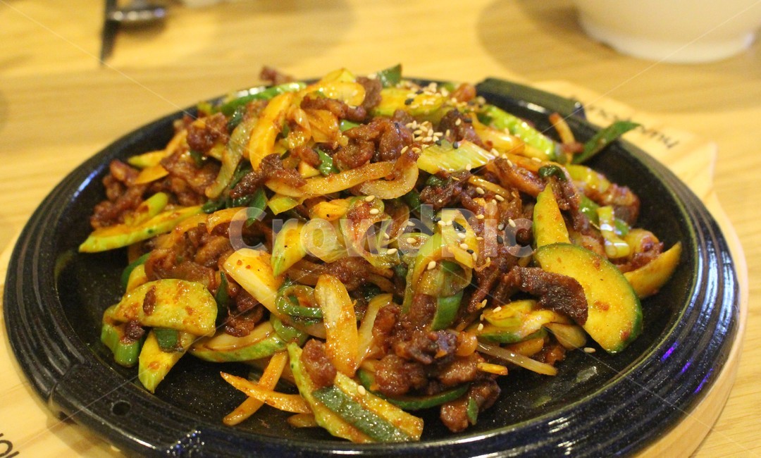 오돌뼈,술안주,철판요리,요리,야식
