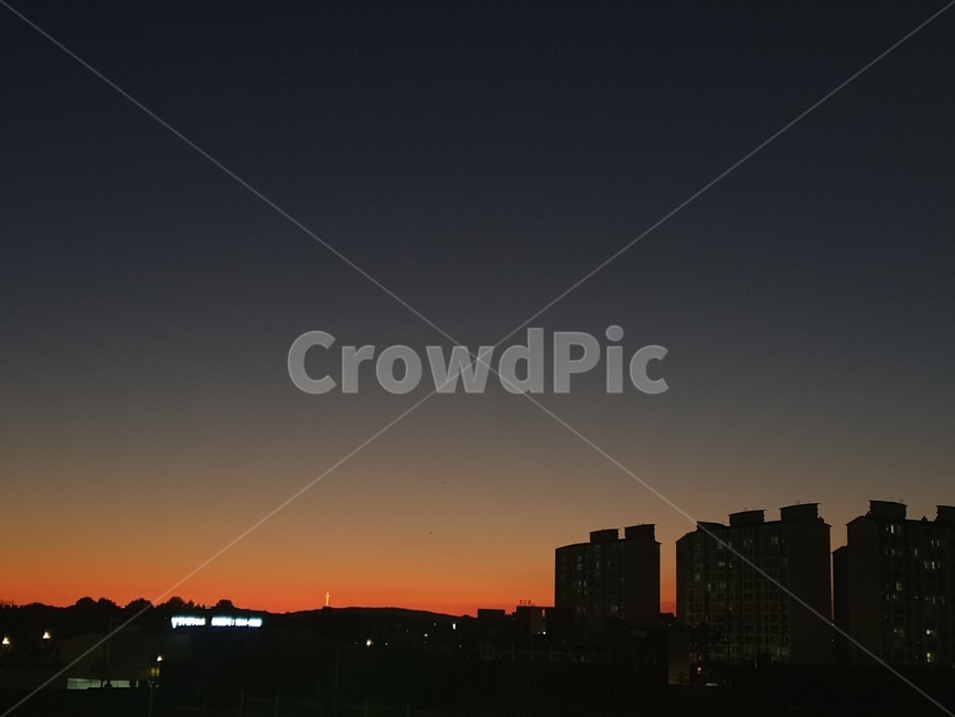 옥외,붉은하늘,redsky,일몰,노을,풍경,도시,자연,해질녘,하늘,city,황혼,dusk