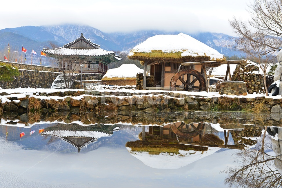 전남,순천,낙안읍성,연못,반영,겨울,설경,물,outdoors,옥외,nature,자연,rural,농촌,겨울,계절,winter,season,시골,마을,풍경,landscape,country,rural,town,한국전통,한국문화,korean traditional,korean culture