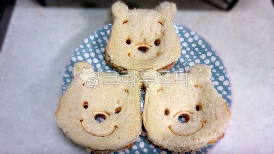Bear bread,bread,Bear Sandwich,Bear Ham Cheese Sandwich,Ham Cheese Sandwich,sandwich,bear,food
