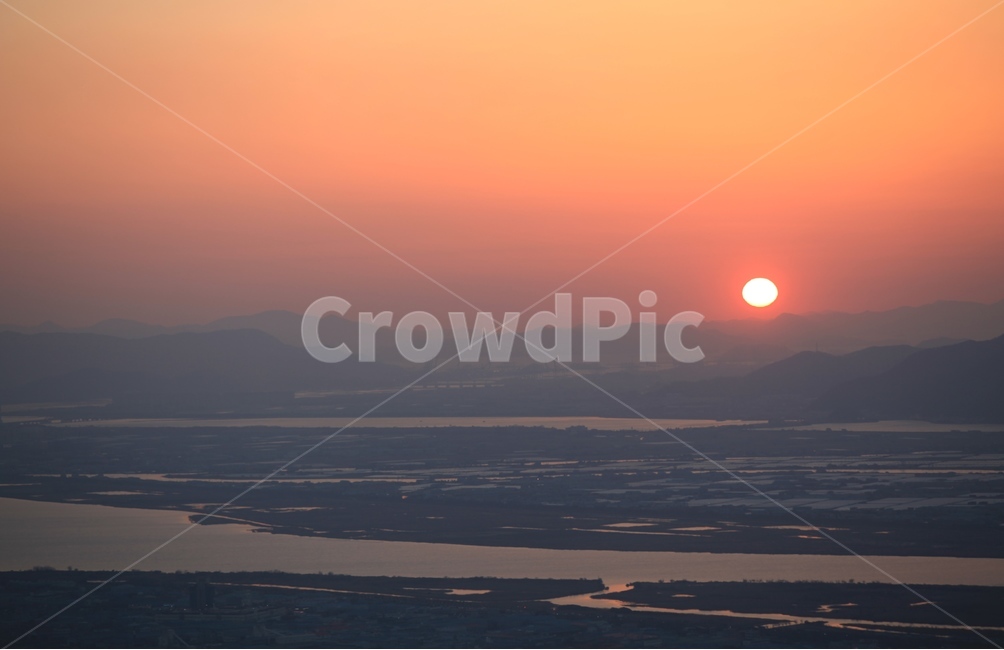 일몰,해넘이,석양,저녁노을,노을,snnset,자연,풍경,nature,landscape,outdoors,옥외,dusk,황혼,sunset,dawn,새벽,sky,하늘,red sky,붉은 하늘,sunlight,햇빛