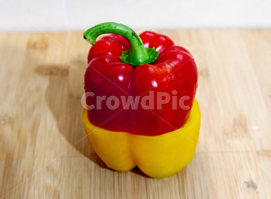 파프리카,노랑,빨강,음식,음식재료,채소,음식,식재료,요리,food,cook,meal,dishes,food reserves,채소,야채,vegetables