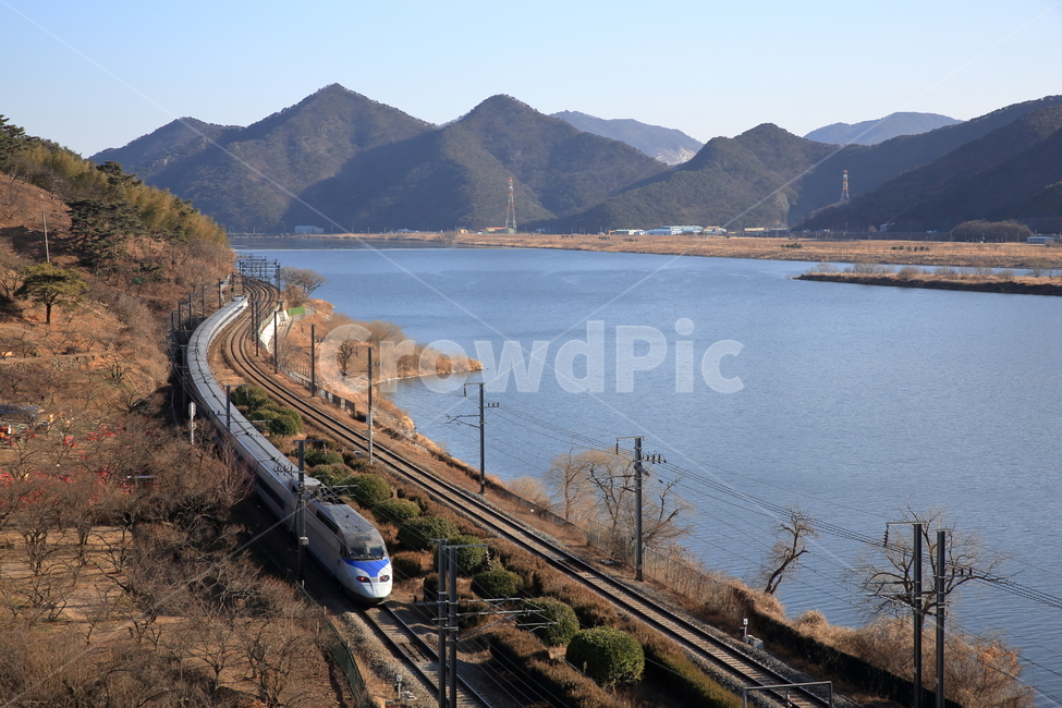 traintrack,기찻길,rail,레일,transportation,railway,nature,자연,풍경,기차,열차,한국,한국풍경,ktx,강,하늘,기차풍경,시골,교통,산,강물,철도,교통,교통수단,traffic,transportation