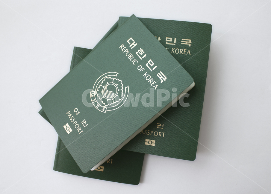 여권,한국여권,passport,대한민국여권,id,사물,물건,business,card,citizen,emigration,identification,identity,international,korea,pass,republicofkorea,security,한국,대한민국,클로즈업,탑앵글,탑뷰,탑,흰배경,쌓기,많은,여행,휴가,traveling,vacation,trip