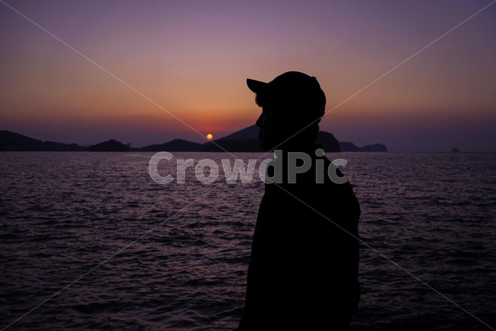 silhouette,실루엣,sunset,자연,하늘,새벽,황혼,dawn,nature,outdoors,붉은하늘,redsky,sky,대부도,일몰,서해바다,사람,인물,인간,human,person,인물실루엣,사람실루엣,character silhouette,human silhouette