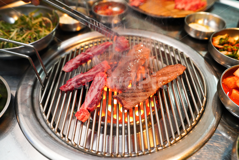 한우,고기,안주,구이,소,먹방,한식,육식,육류,음식,먹거리,식사,음식,식재료,요리,food,cook,meal,dishes,food reserves,육류,고기,meat