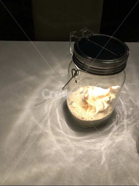 저녁,불빛,병,노란불빛,장식품,골뱅이,감성사진,분위기