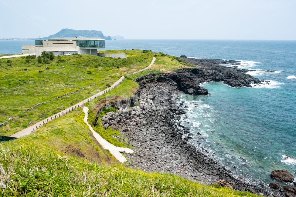 자연,바다,제주,제주도,nature,outdoor,풍경,아름다운풍경,평화,섭지코지,sea,물,water,outdoors,ocean,땅,성산일출봉,파도,자연,풍경,nature,landscape,제주도,jeju,jeju island,promontory,곶,옥외,대양