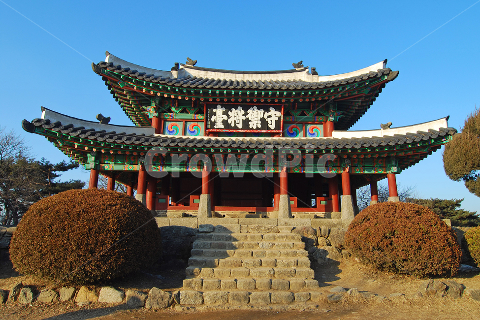 수어장대,남한산성,세계문화유산,전통,한국,한국전통,전통건축,건축,건축물,전통건축물,풍경,현판,한국전통,한국문화,korean traditional,korean culture,랜드마크,landmark,tourist attraction,한국랜드마크,한국관광지,한국명소,korea landmark,korea tourist attraction,건축물,건물외관,exterior,building,structure,architecture,construction