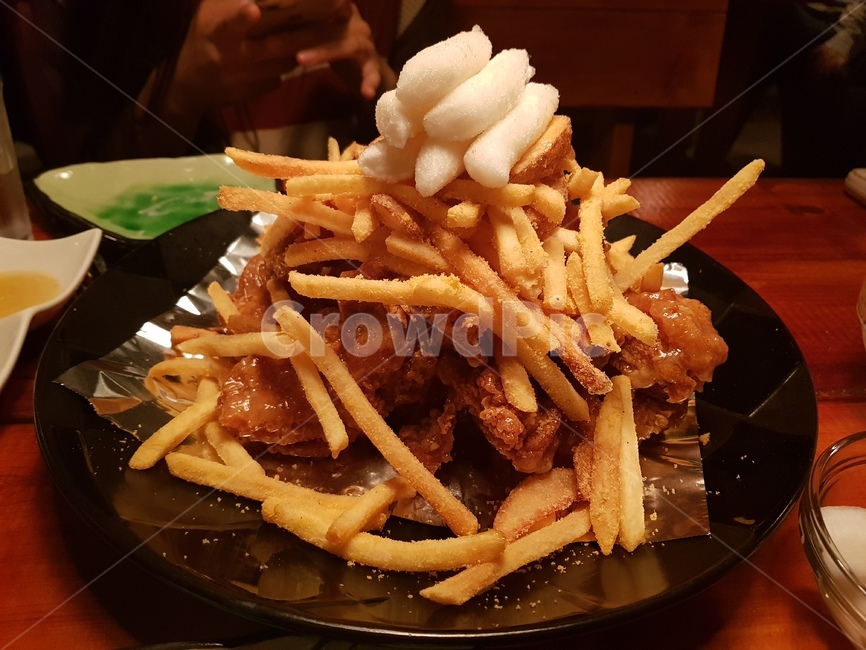 치킨,닭,감자튀김,떡,후라이드