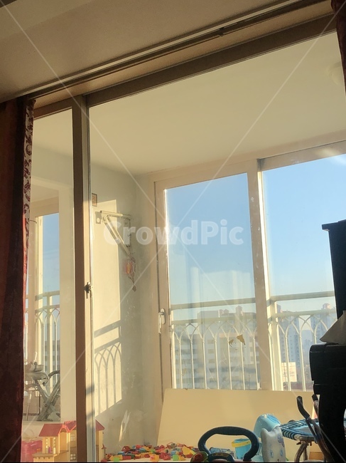 집,빛,창문,베란다,장난감,그림자