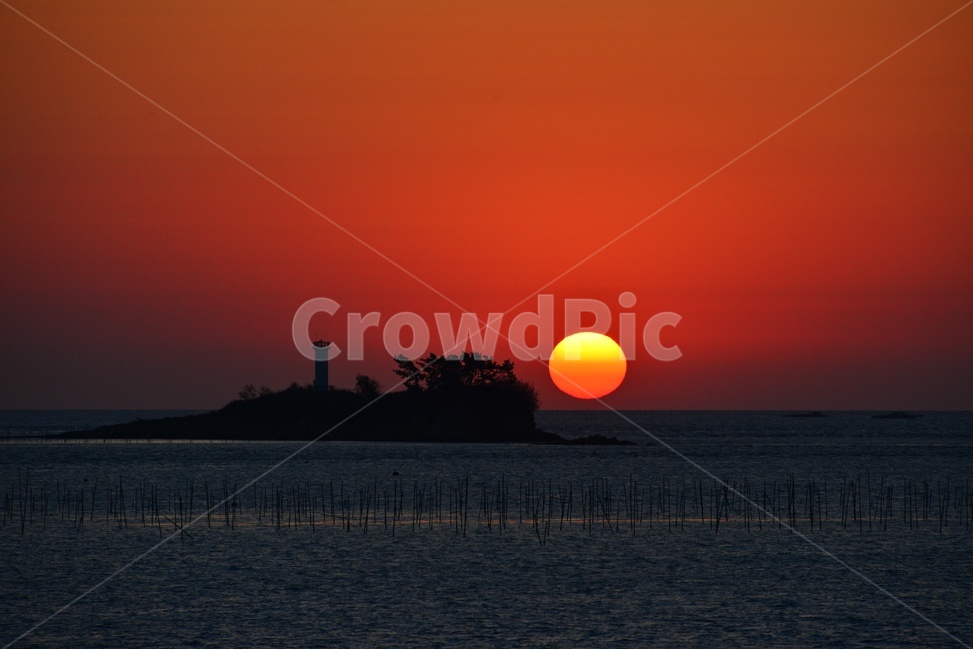 nature,자연,outdoors,옥외,dusk,황혼,sunset,일몰,redsky,붉은하늘,sky,하늘,영광,향화도,닭섬,향화도일몰,닭섬일몰,노을,오여사,오메가,등대,해넘이