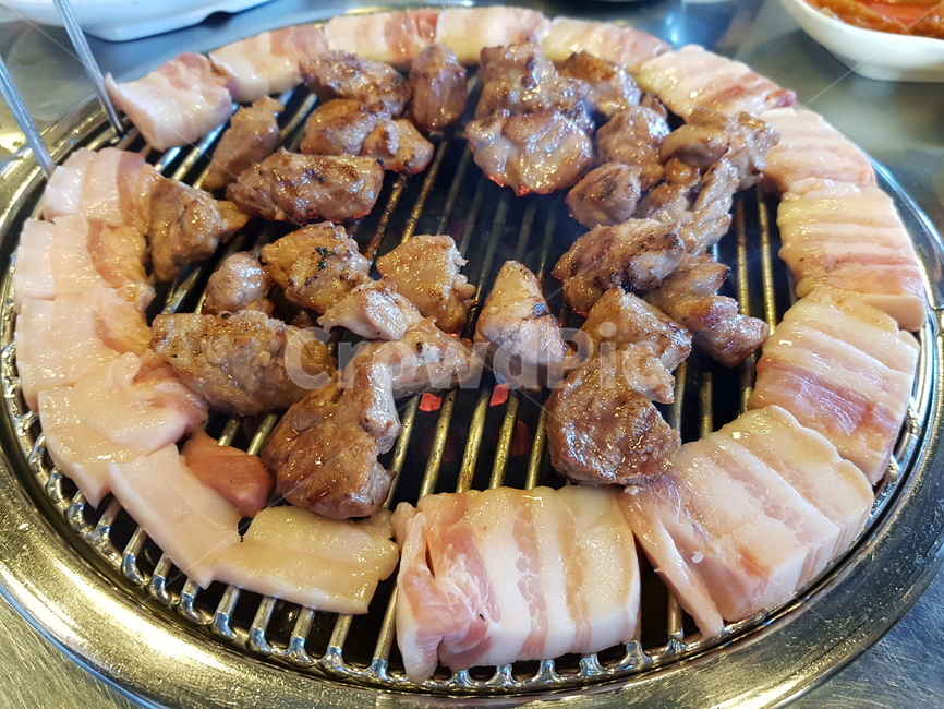 고기,삼겹살,meat,돼지,식사,야식,음식,식재료,요리,food,cook,meal,dishes,food reserves