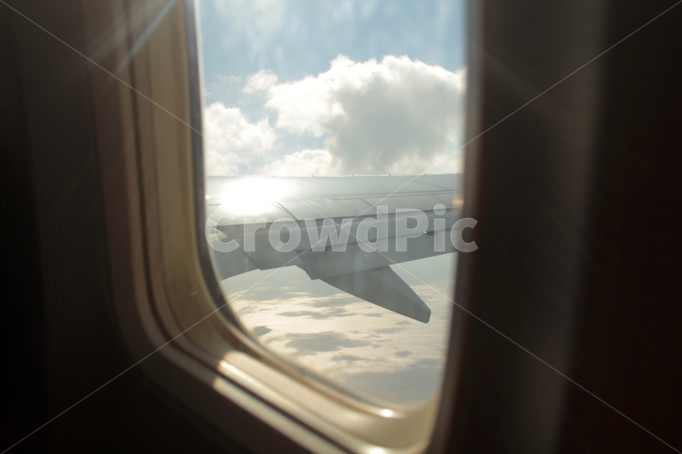 여행,비행,비행기,하늘,구름,햇빛,햇살,시작,끝,여행,휴가,traveling,vacation,trip,교통,교통수단,traffic,transportation,window,창문