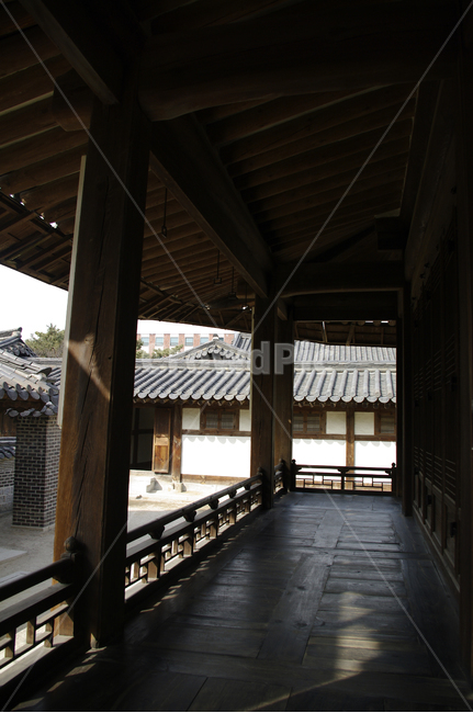 한옥,전통가옥,건축,기와지붕,tradition,복도,floor,한국전통,한국문화,korean traditional,korean culture
