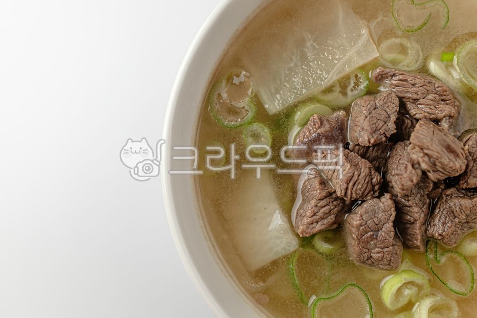 close up,soup,ingredient,savory,Beef radish soup,Radish soup,radish,beef,Korean culture,vegetable,food,meal,plain,Korean food,meat,grocery,Food Ingredients,ingredients