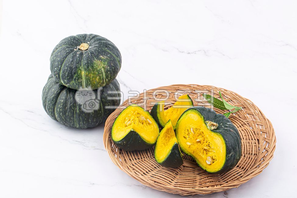 mini pumpkin,Sweet pumpkin,ingredients,Agricultural products,vegetable,pumpkin,chestnut pumpkin,food