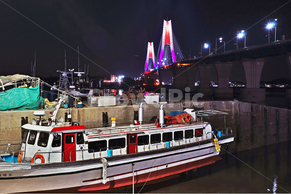영흥도,선재도,영흥대교,영흥대교야경,영흥도다리,해상사장교,정박,부두,포구,진두선착장,유람선