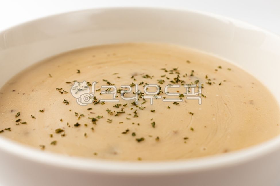 close up,soup,ingredient,savory,cream,vegetable,food,White Mushroom,meal,Button mushroom soup,parsley,warm,Button mushroom cream soup,grocery,Food Ingredients,cream soup,ingredients,mushroom