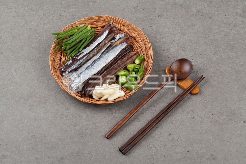 Gwamegi Hansang,Pohang and catfish,winter snacks,fish,vegetable,Guryongpo Gwamegi,Gwamegi,food,Pacific saury