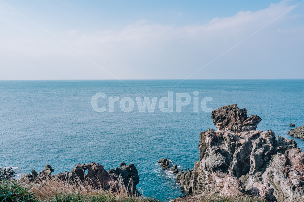 제주도,바다제주바다,자연,풍경,겨울바다,해변,파도,sea,jeju,korea,landscape,nature,자연,풍경,nature,landscape,한국자연풍경,한국자연경관,korea nature landscape,제주도,jeju,jeju island,promontory,곶,outdoors,옥외,cliff,낭떠러지