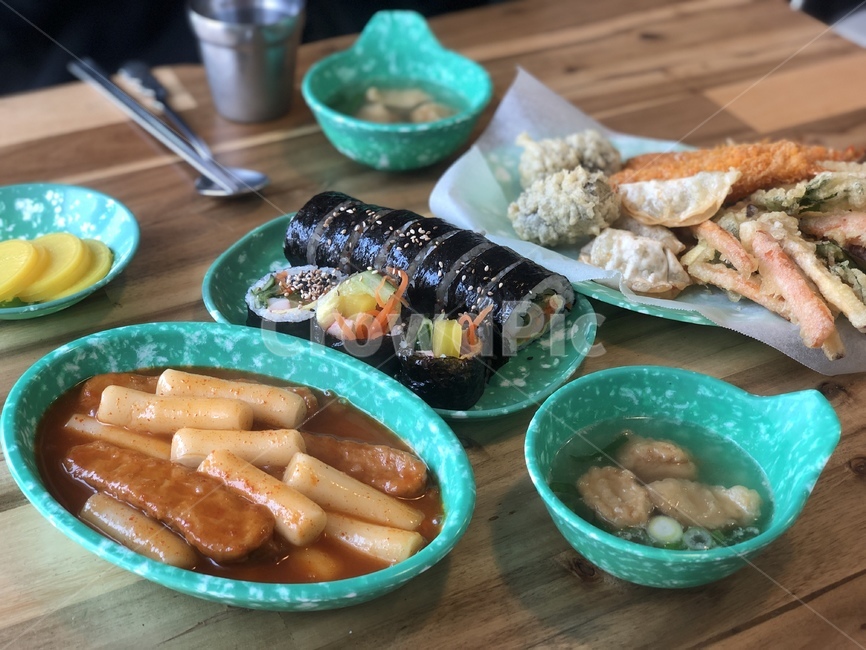 분식,떡볶이,김밥,튀김,한국분식,옛날분식,음식,식재료,요리,food,cook,meal,dishes,food reserves