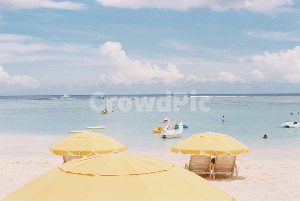 바다,여름,괌,야자수,파랑,투몬비치,비치,해변,summer,sea,guam,sunshine,일몰,하늘,blue,cloud,구름,여름,계절,summer,season,자연,풍경,nature,landscape,해변,바다,beach,sea,여행,휴가,traveling,vacation,trip,감성,sensible,feeling,색깔,색상,색채,색감,color sense,color sensitivity,feeling of color,vehicle,차량,transportation,교통,boat,보트