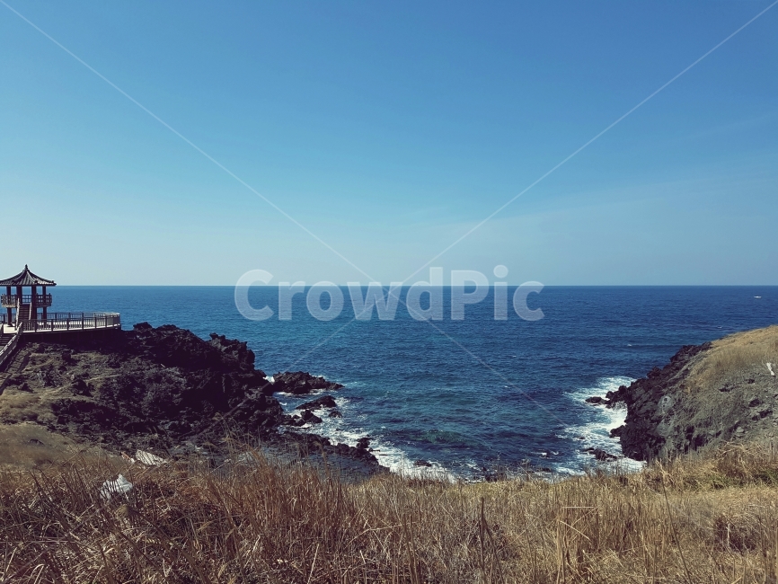 바다,하늘,제주,정자,바닷가,해변,배경화면,자연,풍경,nature,landscape,한국자연풍경,한국자연경관,korea nature landscape,제주도,jeju,jeju island,promontory,곶,architecture,건축물,building,건물