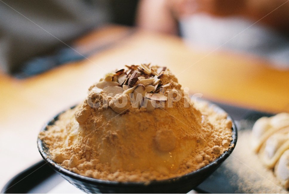 설빙,디저트,인절미빙수,팥빙수,여름,인절미,음식,식재료,요리,food,cook,meal,dishes,food reserves,디저트,간식,후식,dessert,snack