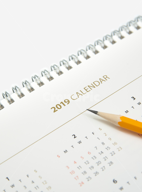 date,June,Nukki,desk calendar,year,yellow pencil,yellow,memo,March,white background,vertical,annual plan,life,schedule management,desktop,paper,1 year,plan,day,January,February,business plan,new year,calendar,business,desktop calendar,pencil,2019,schedule