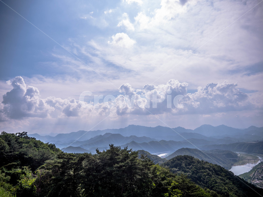하늘,풍경,자연,구름,파란,감성,분위기,sky,landscape,cloud,자연,풍경,nature,landscape,한국자연풍경,한국자연경관,korea nature landscape,outdoors,옥외,weather,날씨,mountain range,산맥,mountain,산,cumulus,적운