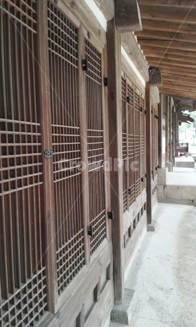 창틀,한옥,전통가옥,창살,격자무늬,한국전통,한국문화,korean traditional,korean culture