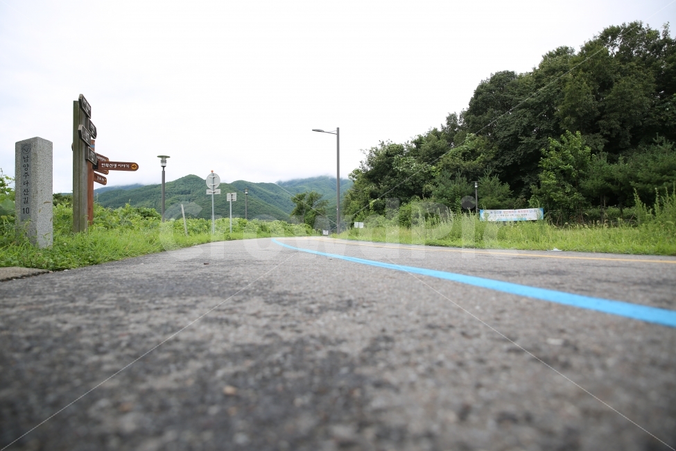 남양주,자전거길,팔당자전거길,자전거도로,산,자연,풍경,nature,landscape,한국자연풍경,한국자연경관,korea nature landscape,road,도로,asphalt,아스팔트