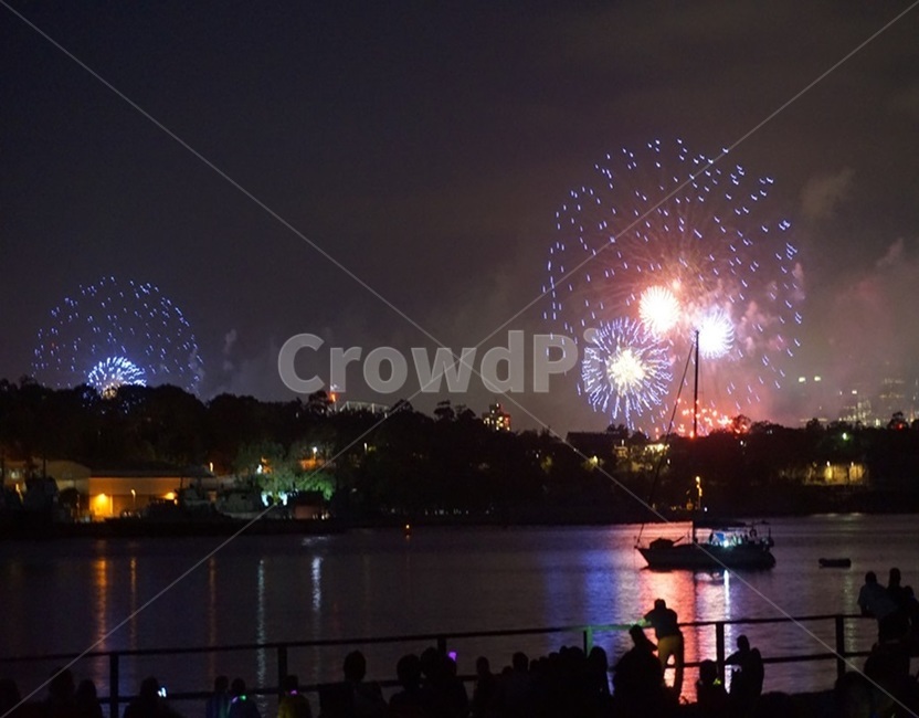 새해,happynewyear,불꽃놀이,fireworks,저녁,night,야경,밤,풍경,nightscape,night,landscape,사람들,대중,군중,other people,crowd,축제,행사,festival,carnival,event,nature,자연,outdoors,옥외